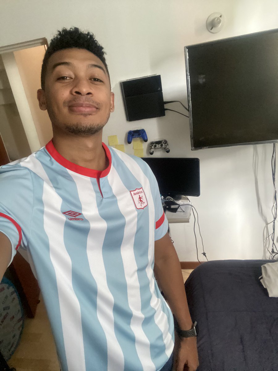 oleusson's tweet photo. Que bonito es lo bonito.. @AmericadeCali https://t.co/3KLGy2uyVr