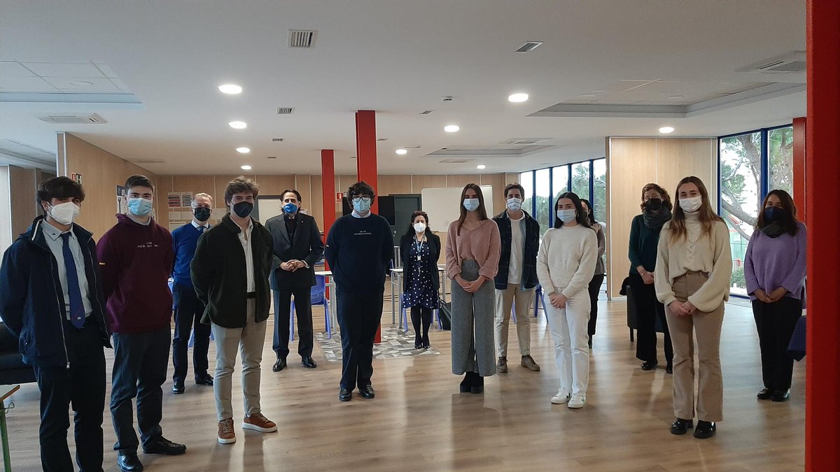 🔝Comenzamos la III Edición del MEP - Modelo de Parlamento EuropeoAndalucía, Canarias, Ceuta y Melilla con <a href="/FundSanPatricio/">FundacionSanPatricio</a> 
La presidencia ya está preparada para coordinar las sesiones desde ECI- 13 colegios con representación de Andalucía y Canarias ¡Os esperamos mañana online!