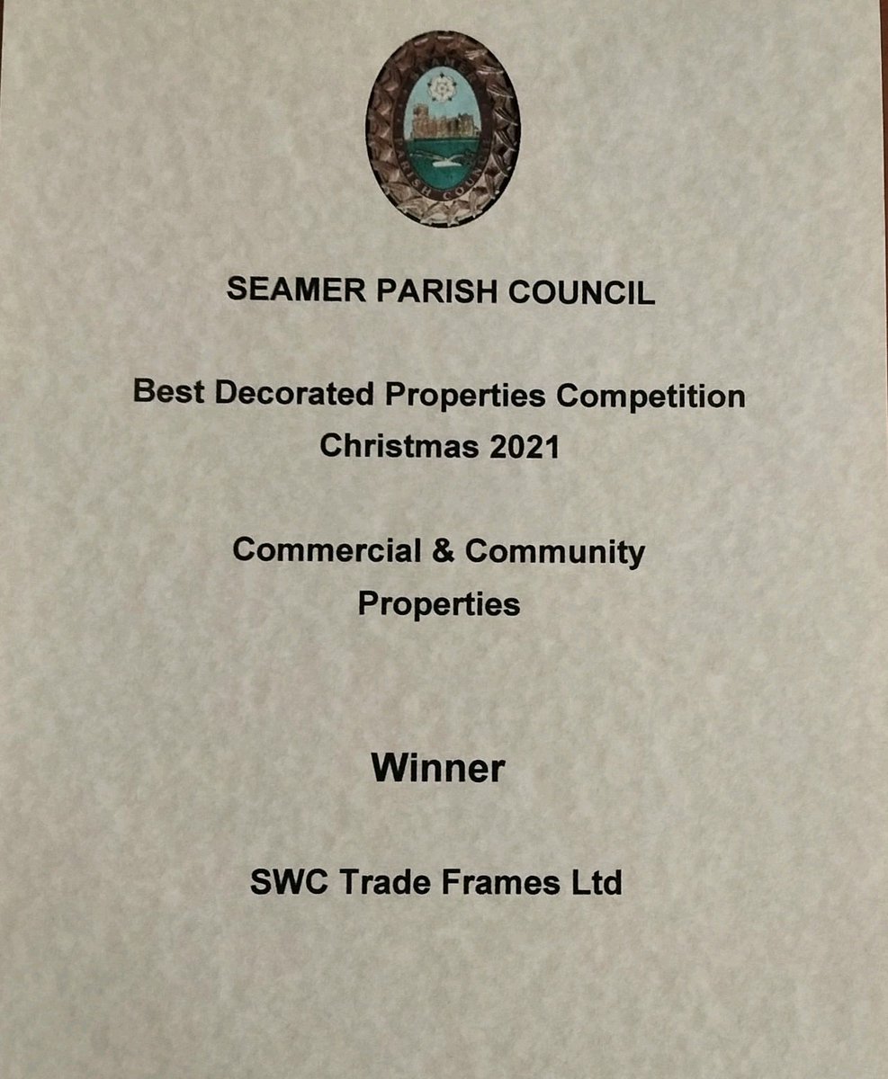CWiddowfield_61's tweet photo. Nice one. Our Christmas tree and lights beat all businesses in the area #SWCTradeframes https://t.co/TKAgmizayi