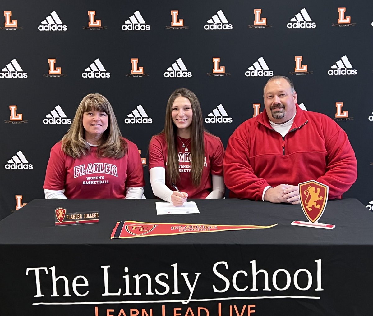 LinslyGBB's tweet photo. Congratulations to senior Carleigh Grimm who signed today to play Basketball at Flagler College!! #proud #family https://t.co/YVKmR2AY4m
