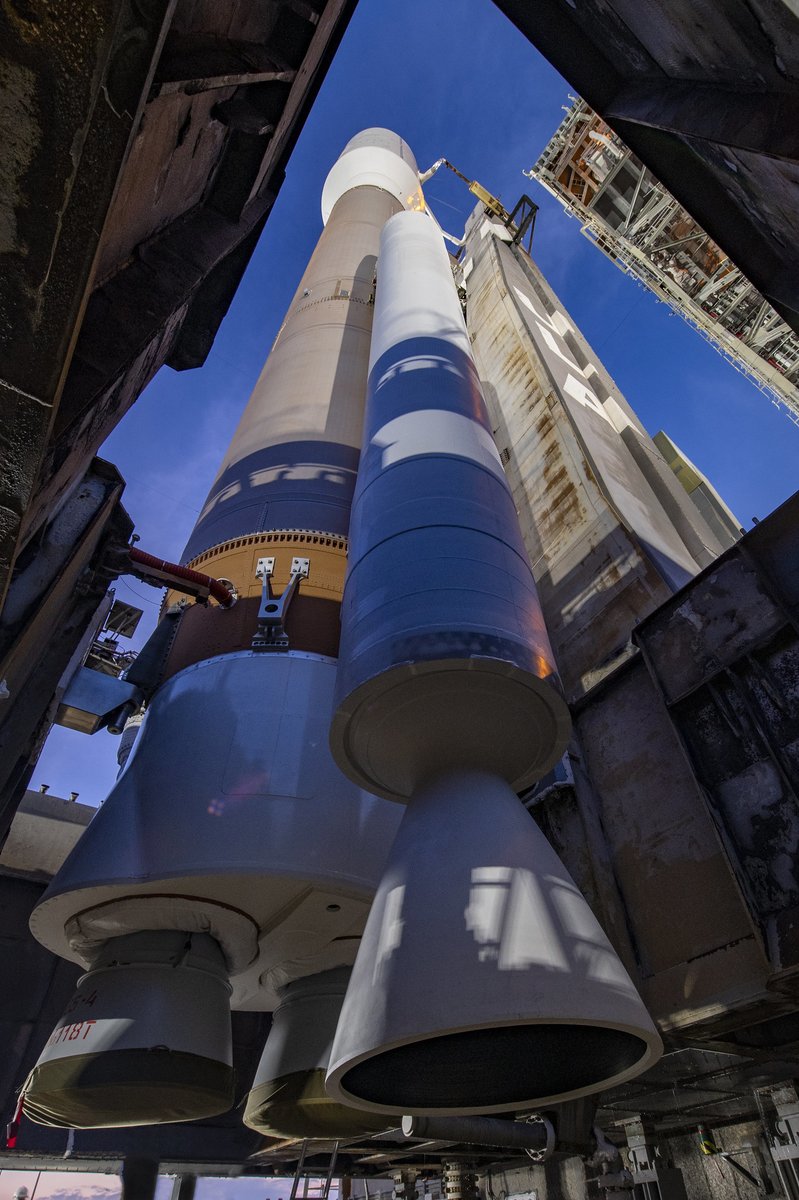 Dave_Wilhelm's tweet photo. This #USSF8 launch of 2 @SpaceForceDoD satellites by @ulalaunch United Launch Alliance promises to be a viewing delight for rocket enthusiasts. The #AtlasV #BigSlider nicknamed so by having just one strap-on solid rocket booster. Launching from #SLC41 at 11:00 am ET/ 2::00 pm PT. https://t.co/3ybXayt5j5