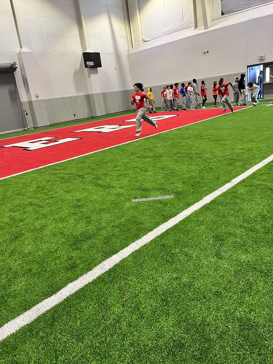 Coach_StephFord's tweet photo. Track Season is Underway! #TigerLand #PrepForExcellence https://t.co/hOg0lejQVX