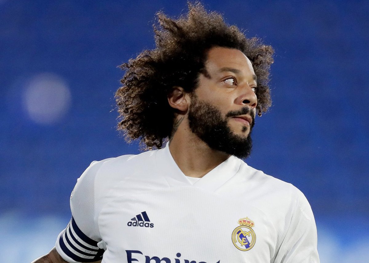 🚨OFICIAL: 3 PARTIDOS de SANCIÓN a MARCELO🚨

🟥 1 por expulsión directa
🤬 2 por menosprecio o desconsideración hacia los árbitros