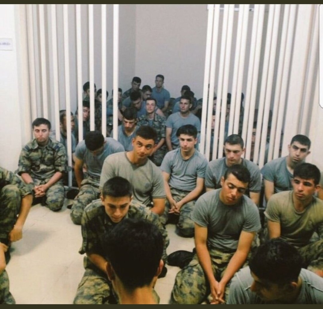 #AskeriÖğrencilerMasumdur Harbiye Öğrenciler sadece otobüse bin emrine uydular kimseye ateş etmediler