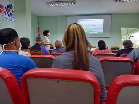 guerrillero_cu's tweet photo. #RadioGuamá en #PinardelRío realiza balance anual de su trabajo.
Se reconoce la programación creada junto al pueblo y las instituciones, y se proyectan acciones para perfeccionarla en lo adelante. #Cuba #PorNuevasVictorias
Reporte José Luis Granda Morejón https://t.co/IPQPOmsF4n