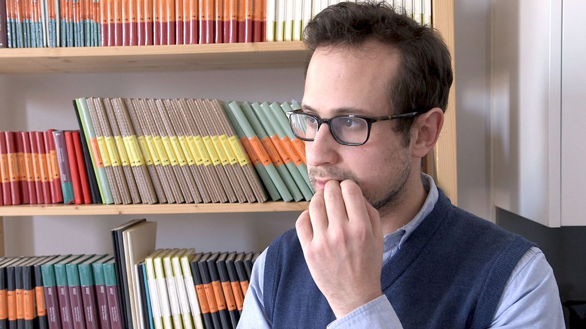 #ClipOfTheDay: Who doesn’t appreciate a nice notebook to write in? Belgian expat and artist Henry might be taking his love of Moleskine notebooks a step too far in this <a href="/NewYorker/">The New Yorker</a> Shorts &amp; Murmurs film written, performed, and directed by <a href="/SamuelBronowski/">Samuel Bronowski</a>. at.pw.org/MoleskineArtist