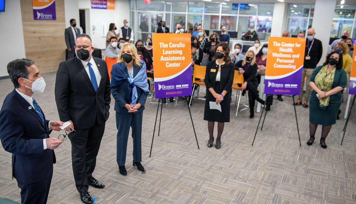 BergenCC's tweet photo. Feds: Bergen "Does it Right" in Supporting Students. Read more at https://t.co/rUOmualgKV
#Bergen #communitycollege #doesitright #supportingstudents #students #Paramus #ParamusNJ #BergenCounty #BergenCountyNJ https://t.co/nyp8melLST