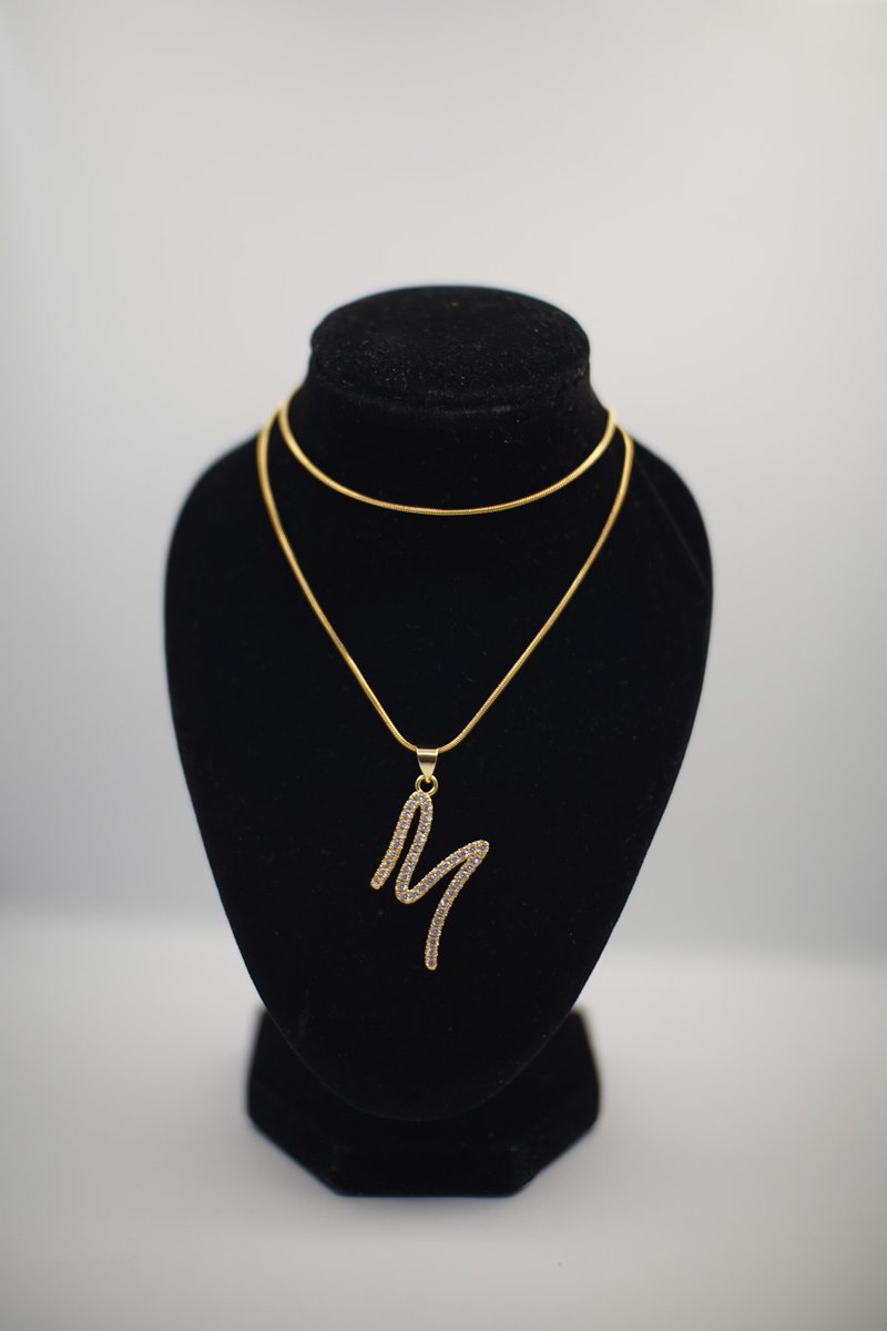 glintph's tweet photo. 💎New Necklace Collections

📦Box
🎫Jewelry care card
🎟️Brand card
✨Special freebie

Our necklaces are definitely a good quality. 18" length gold plated stainless steel material. 
Perfect for birthday gift! ✨
Drop us a DM to purchase 🖤 https://t.co/Edd2xHFDKM