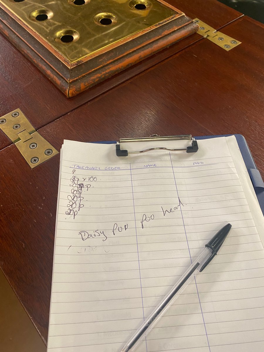 So hashtag blessed to have a scene partner that leaves supportive &amp; encouraging messages before a take. Wise beyond his years is our <a href="/Rob_Mallard/">Rob Mallard</a> ✨

<a href="/itvcorrie/">Coronation Street</a>