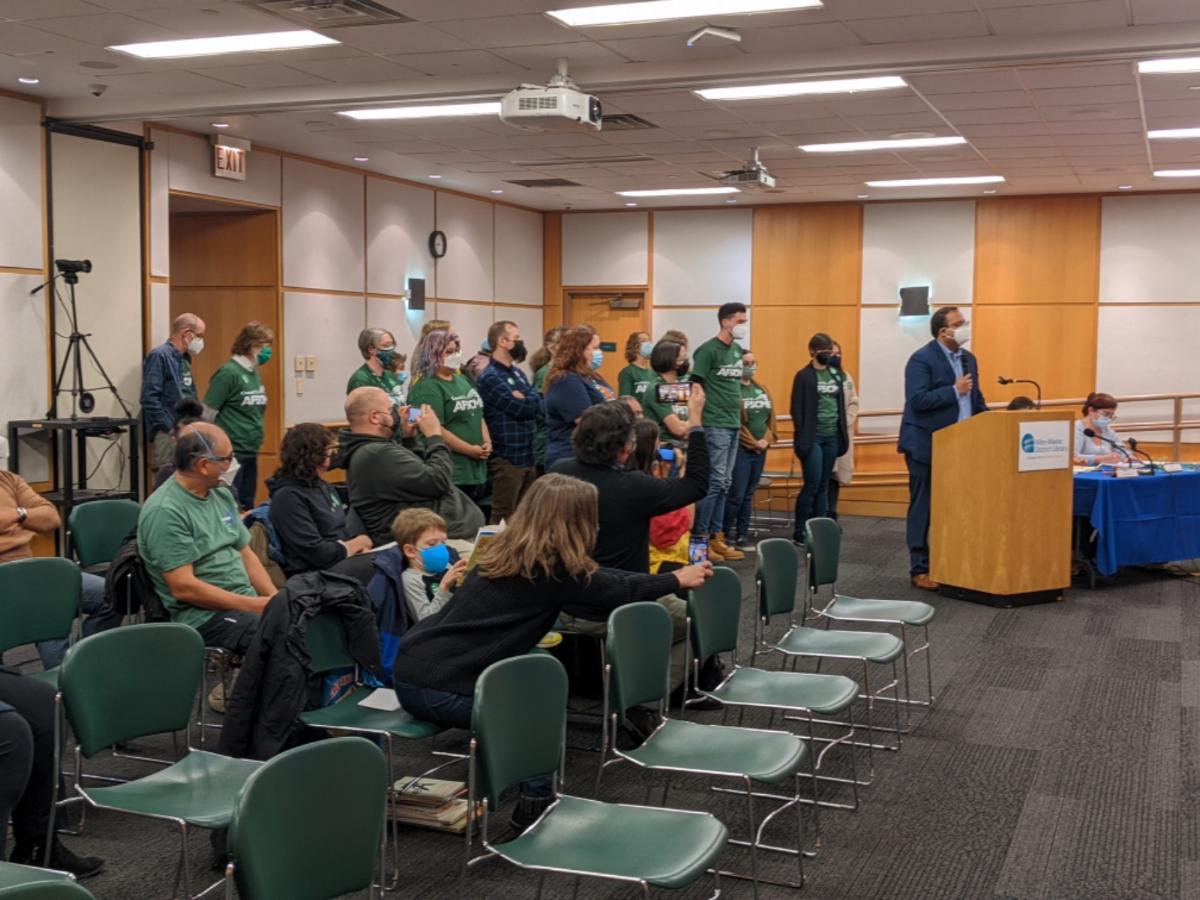 senvillivalam's tweet photo. 📚 On Wednesday evening, I joined community leaders to #SaveNilesLibrary. Our local libraries offer services to vulnerable communities and are sanctuaries of learning for all our neighbors. https://t.co/3jdy99dlGn