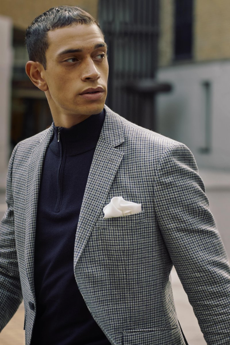 Want to look smart but keep the winter chill at bay? Our half zip jumper is the perfect layer under any blazer. 

Shop the look here&gt; bit.ly/32lOARn