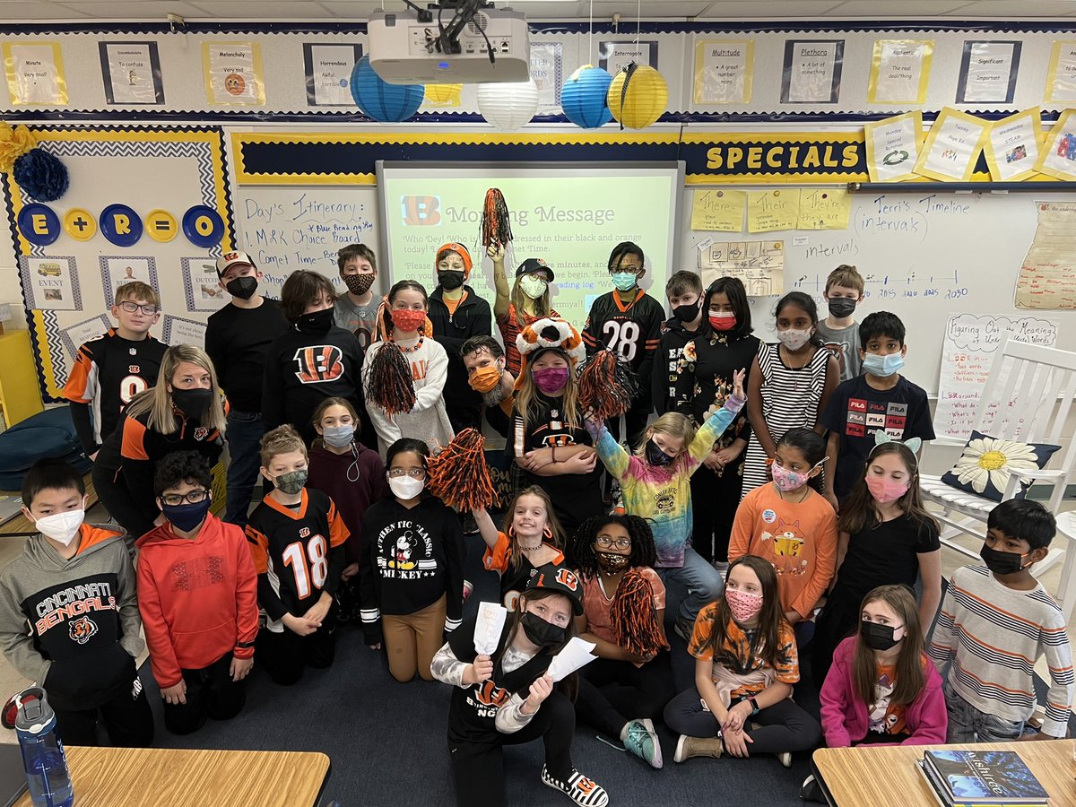 thackerteaches's tweet image. Who Dey! A sea of black and orange at ME as we cheer on our Cincinnati Bengals!
#KindnessStartswithMe #letsgoBengals