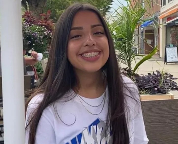 SoBrunswickPD's tweet photo. Our thoughts and prayers go out to the family and friends of South Brunswick High School senior Diana Somarriba. Her family has started a GoFundMe account to help with funeral expenses - https://t.co/GNLWCVMysE https://t.co/Fv8QFRyvXD