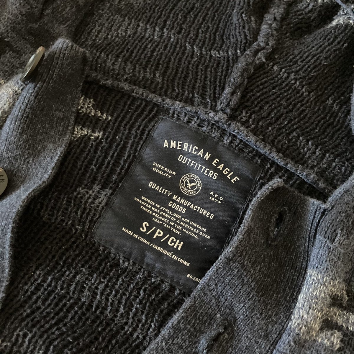 anaviaesthetics's tweet photo. 𝐌𝐄𝐍𝐒 𝐕𝐈𝐍𝐓𝐀𝐆𝐄 𝐀𝐙𝐓𝐄𝐂 𝐒𝐖𝐄𝐀𝐓𝐒𝐇𝐈𝐑𝐓 

$25.00 (shipping not included)
Pick-up option available 📦 
———————————————
Brand: American Eagle 
Size: Medium
Color: Navy Blue
Original price: $65.88 https://t.co/53gyXU3Oyp