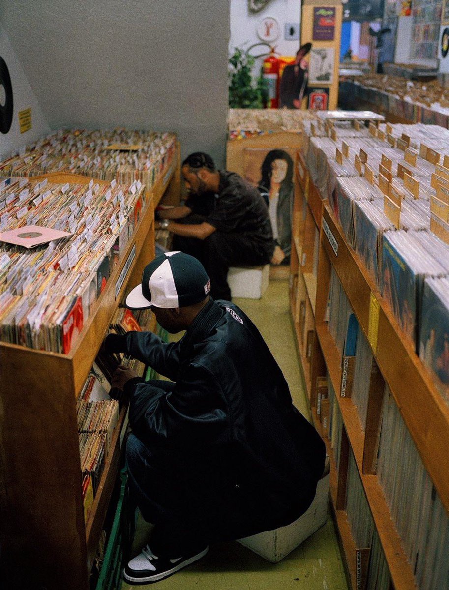 KidAbstraktR2's tweet photo. J Dilla &amp; Madlib diggin in Brazil https://t.co/sPFISH4cmy