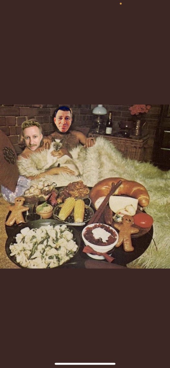 Someone sent me this pic 😂😂😂