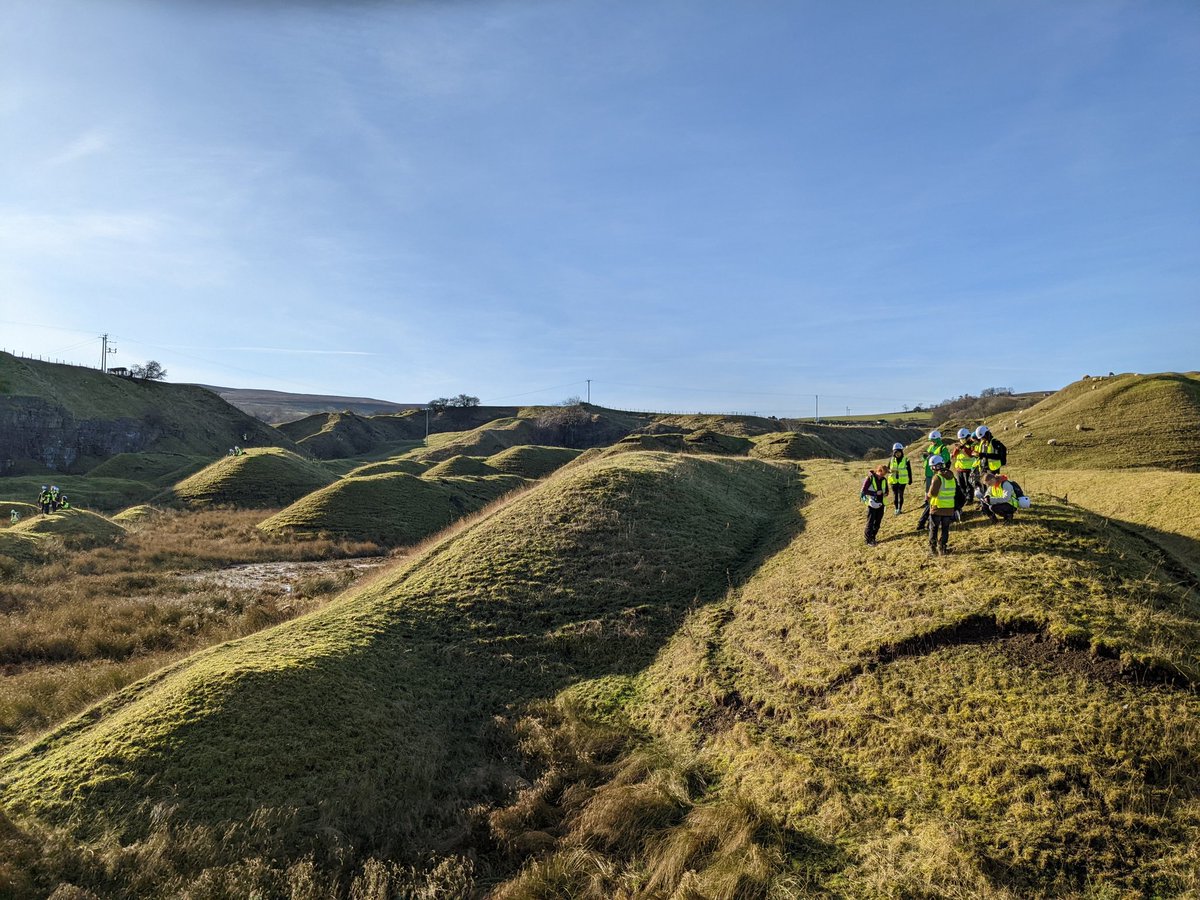 CatrionaDM's tweet photo. A splendid day hanging out with some rocks, and teaching some @DurUniEarthSci first years about how to effectively hang out with said rocks
#geologistsofinstagram #geology #frosterleymarble #itslimestonereally #sunshine #fieldwork #spotthegeologist #hardhatsattheready https://t.co/g8OVmsxntJ