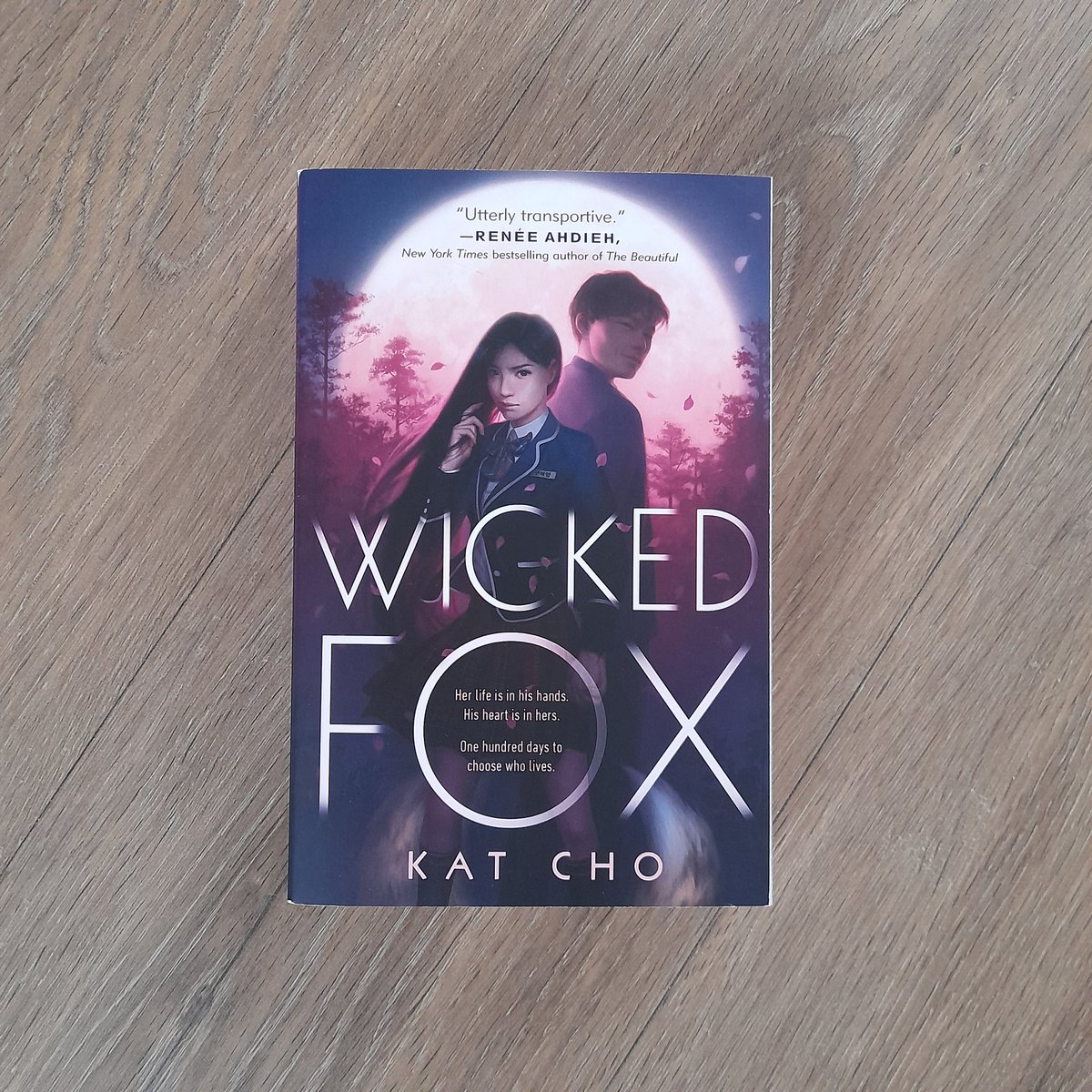 Jcakelover's tweet photo. Currently reading: Wicked Fox by Kat Cho
I really hope I'll love it because Kitsune/Gumiho are one of my fave mythological creatures.❤🦊

@TBRPGathon #TBRPGAthon @BeSureAthon #BeSureAthon #teammirror https://t.co/D33FSSSVQw