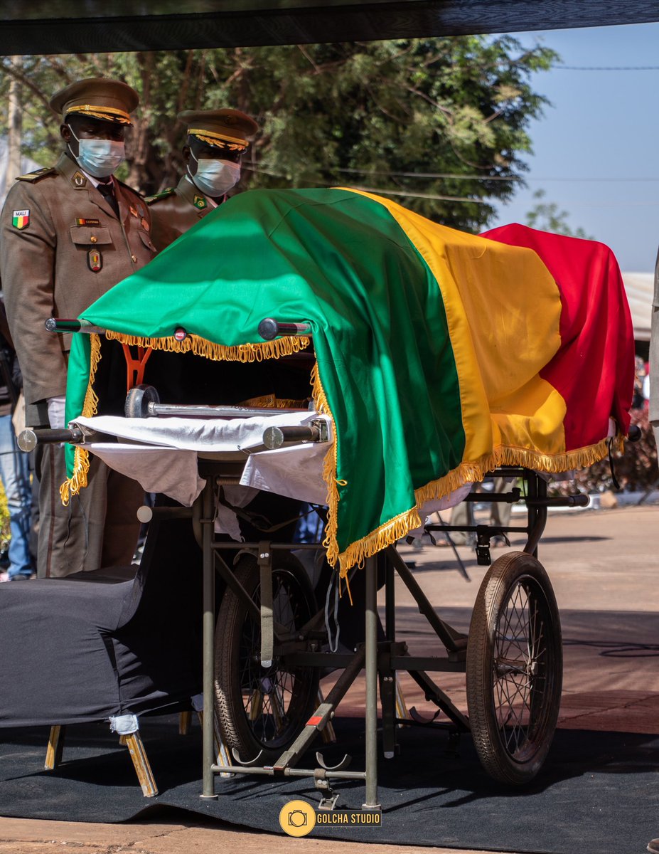 Les Obsèques de l’ancien président du Mali SEM Ibrahim Boubacar KEITA 
📸 photos : <a href="/golcha_studio/">Golcha Studio</a>