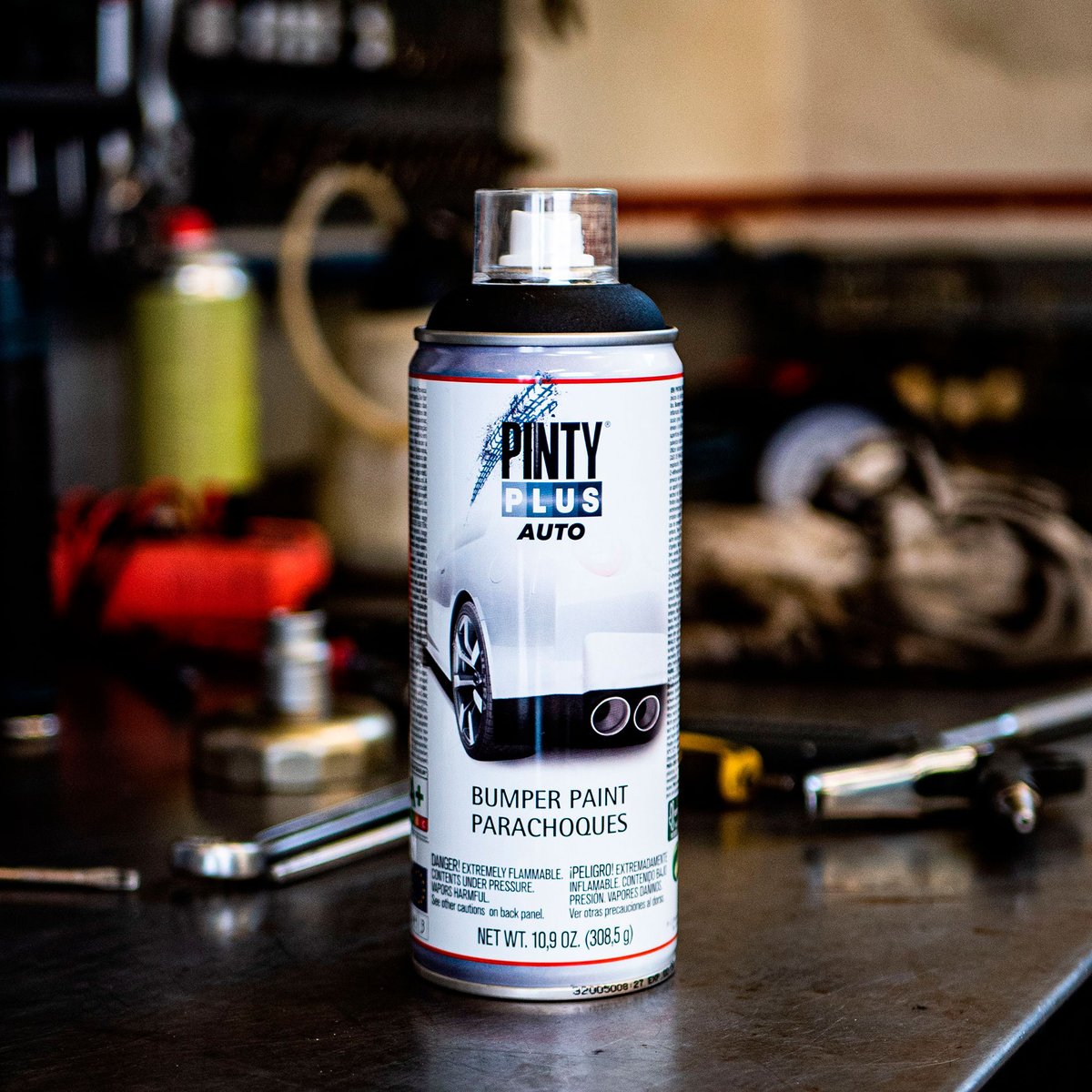 Conoces la pintura en spray bumper para parachoques y otras piezas de plástico de tu automóvil. Está disponible en efecto liso y efecto texturado. 

Deja tu coche como nuevo y hazlo tú mismo. 🚗

#pintura #pinturaspray #pinturanegra #pinturatexturada #pinturacoche