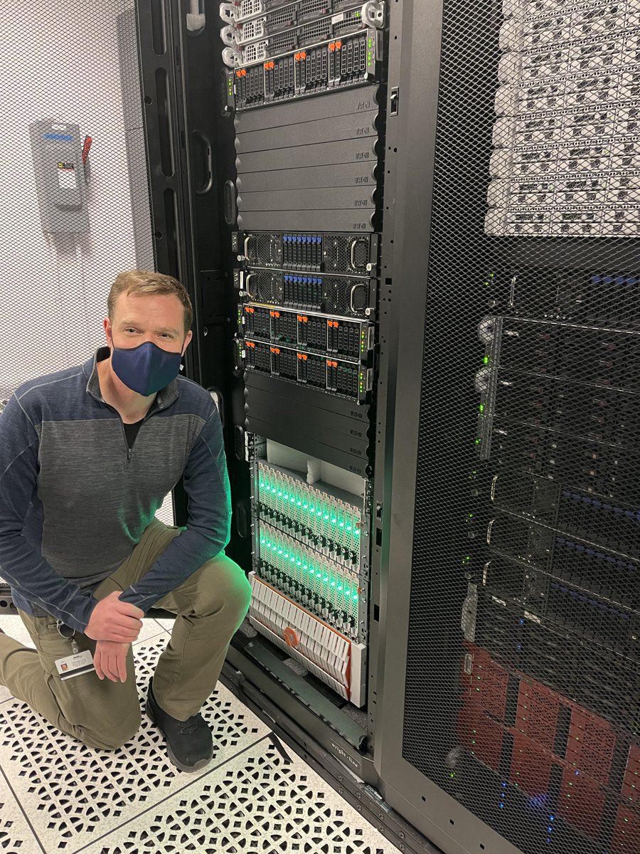 Finally got to see all our new <a href="/foldingathome/">Folding@home</a> hardware!
1.5 *PB* <a href="/PureStorage/">Pure Storage</a> FlashBlade
48 <a href="/AMD/">AMD</a> MI-50 GPUs
24 <a href="/AMD/">AMD</a> 64-Core 7742 2.25GHz CPUs
🔥🔥🔥🔥🔥🔥🔥🔥🔥🔥🔥🔥🔥🔥🔥🔥🔥