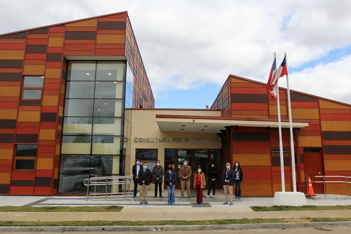 La jefa de la División de Atención Primaria (DIVAP) <a href="/ATapiaC/">Adriana Tapia Cifuentes</a> visitó el Consultorio General Rural de Tegualda, el que entrará en funcionamiento el primer semestre de este año. La obra de 1.099 metros cuadrados beneficiará a unas 5.000 personas. cutt.ly/mIHCh2U