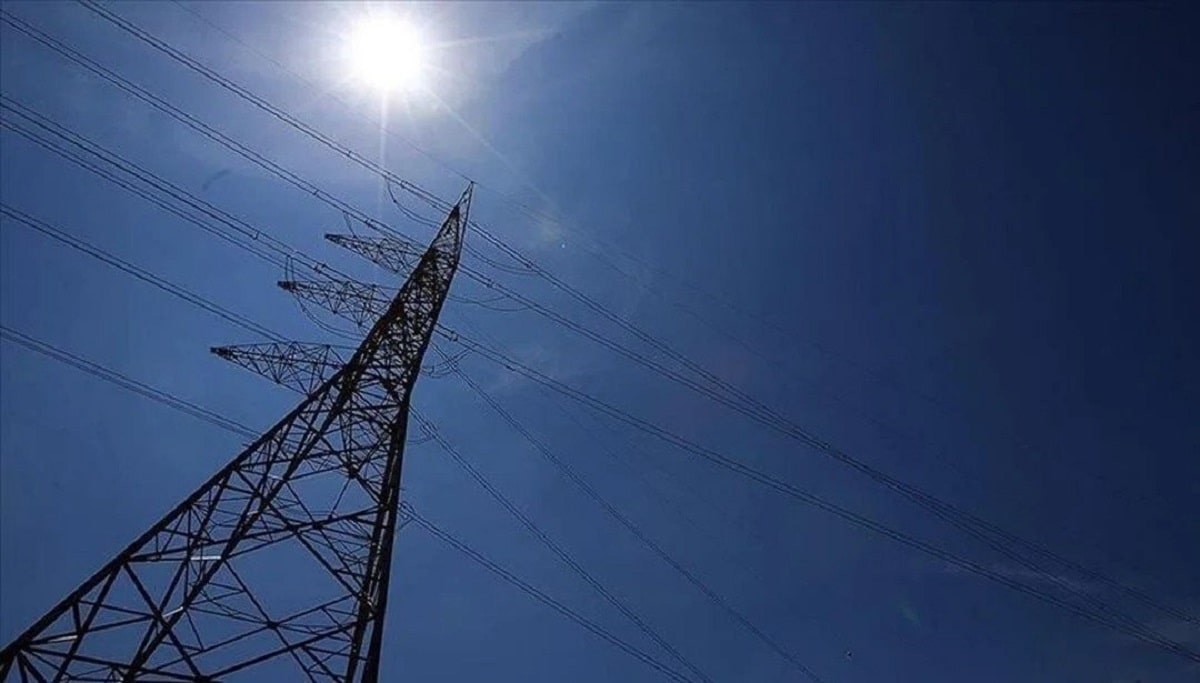 #TEİAŞ, mesken ve ticarethane harici abonelere kısıntı uygulayacak
netgercek.com/teias-mesken-v…