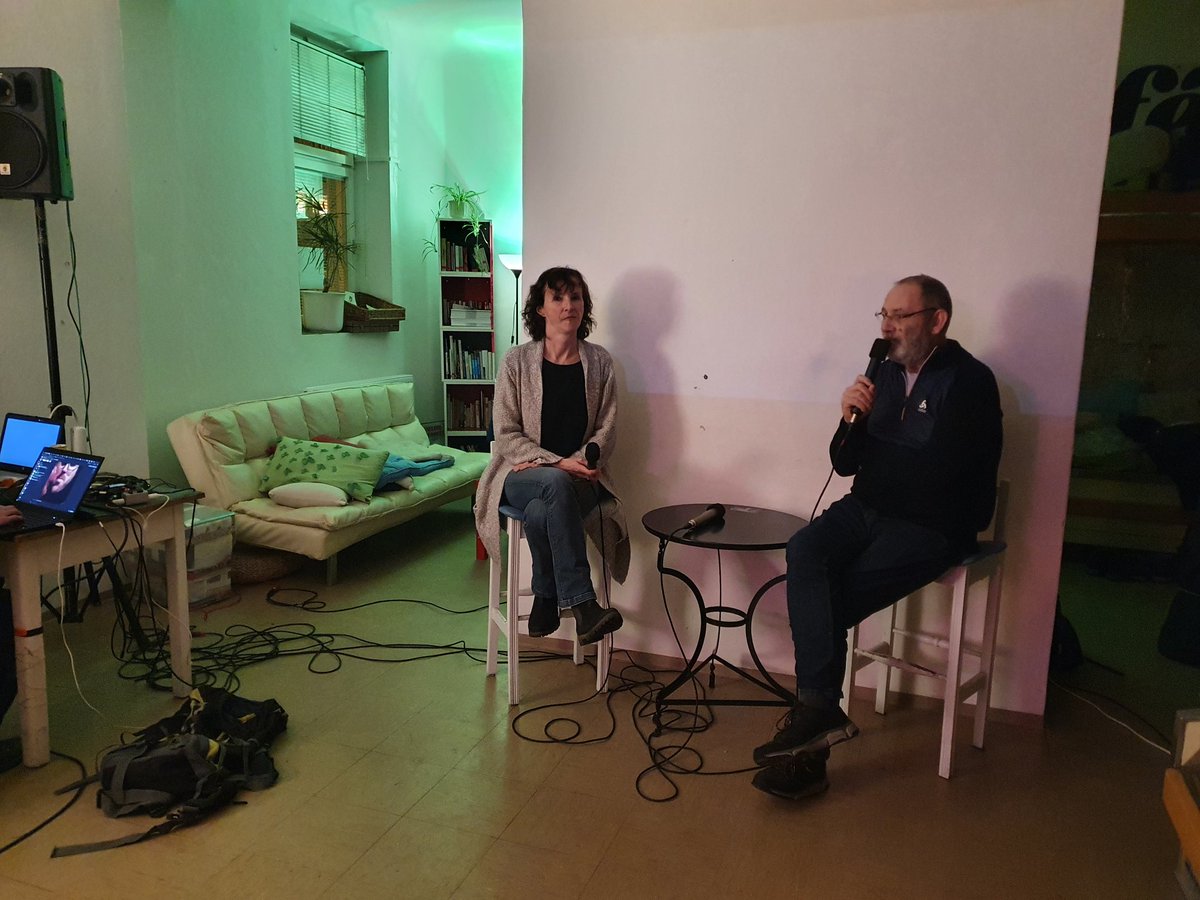 <a href="/soli_cafe/">Soli Cafe</a> Ulli Ramsauer im Filmggespräch mit Moderator Sigi Trenker. Live im Audio Stream..