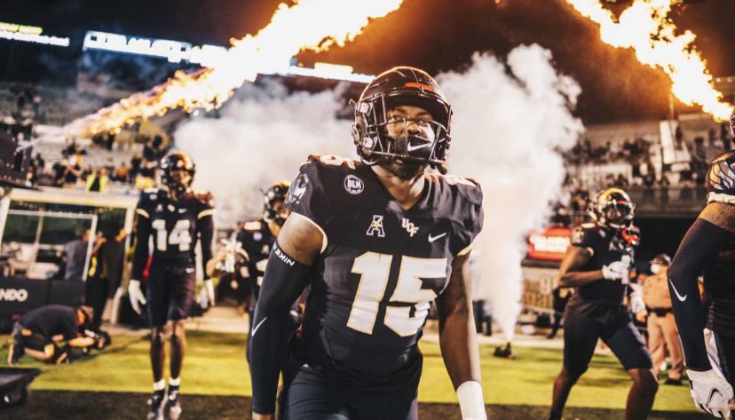 mccain_malcolm's tweet photo. #AGTG Extrmely blessed to receive my first D1 offer from @UCF_Football @T_WILL4REAL @Bronco_Ftball @Bronco_Recruits @philipcj65 @coach__billings @NighbertChad @Trew30_ @Mansell247 @JeremyO_Johnson @CoachRaw_ @ChadSimmons_ https://t.co/M5B5CwVGpK