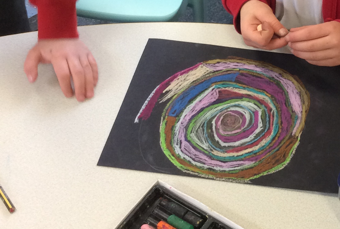 Dunton_school's tweet photo. Class 1 children have been creating spiral designs in art and  classifying animals in science. https://t.co/eXxbaTagOD