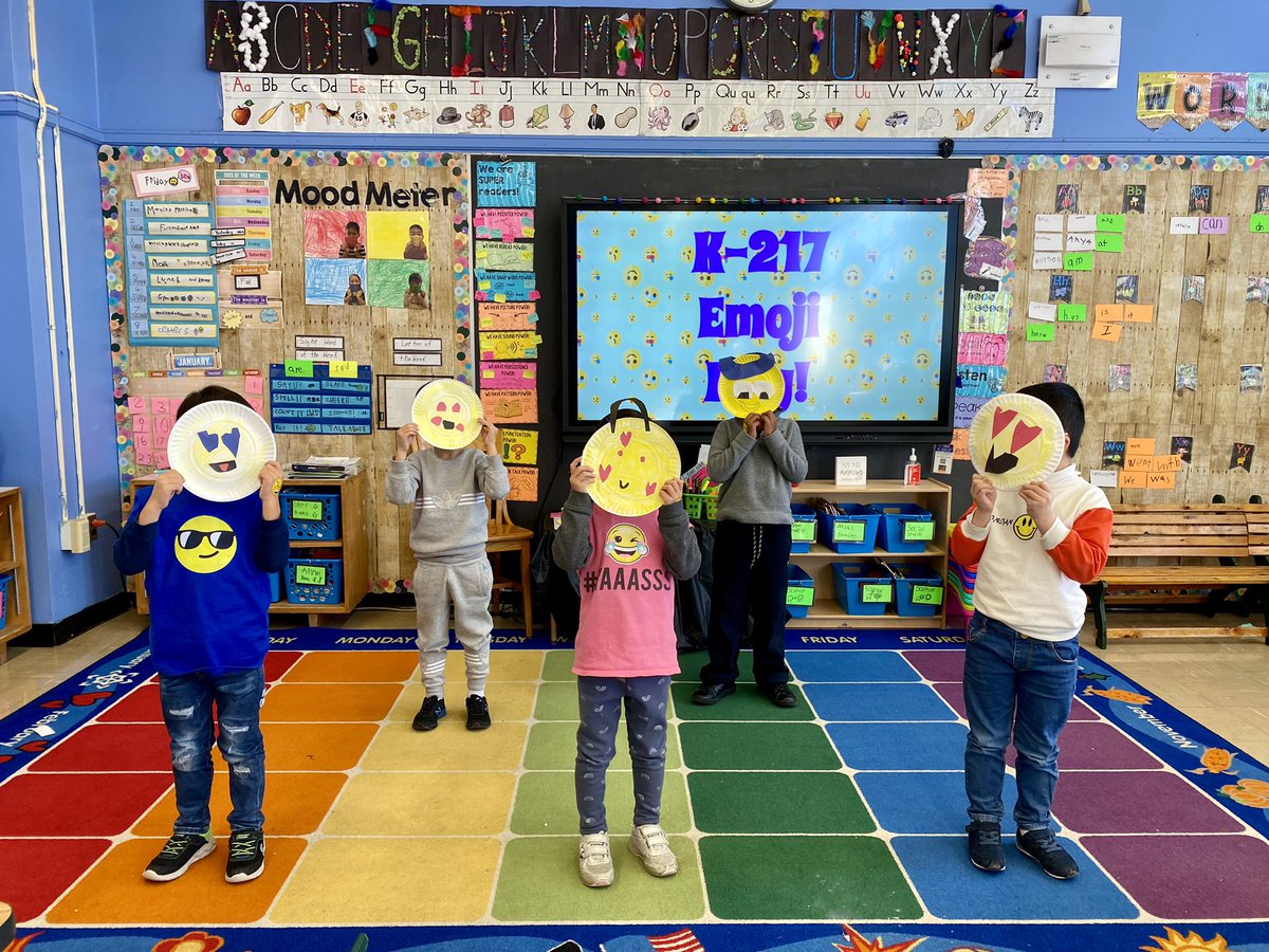 MrsZachariadis's tweet photo. Can you guess who’s behind the emoji?? K-217 had a fun Friday celebrating @159StdntCncl’s Emoji Day! 😍😂😎🤩 @DGreen159 https://t.co/d2yvDMG4Mj