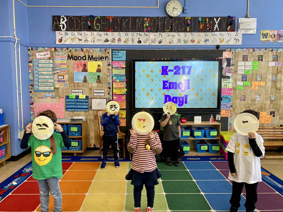 MrsZachariadis's tweet photo. Can you guess who’s behind the emoji?? K-217 had a fun Friday celebrating @159StdntCncl’s Emoji Day! 😍😂😎🤩 @DGreen159 https://t.co/d2yvDMG4Mj