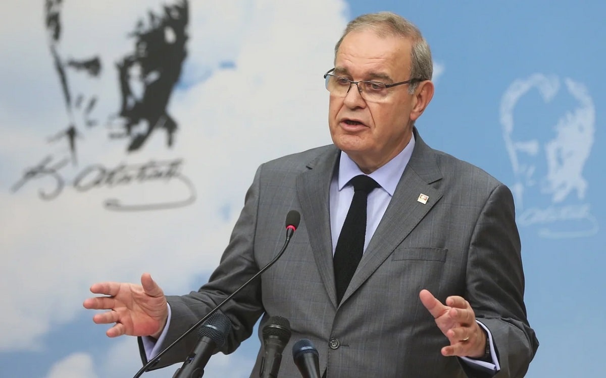 #CHP’den enflasyonu düşürmek için 10 madde uyarısı: Kedi bu yüke dayanamadı
netgercek.com/chpden-enflasy… #enflasyon #enflasyonaezdirmeyin