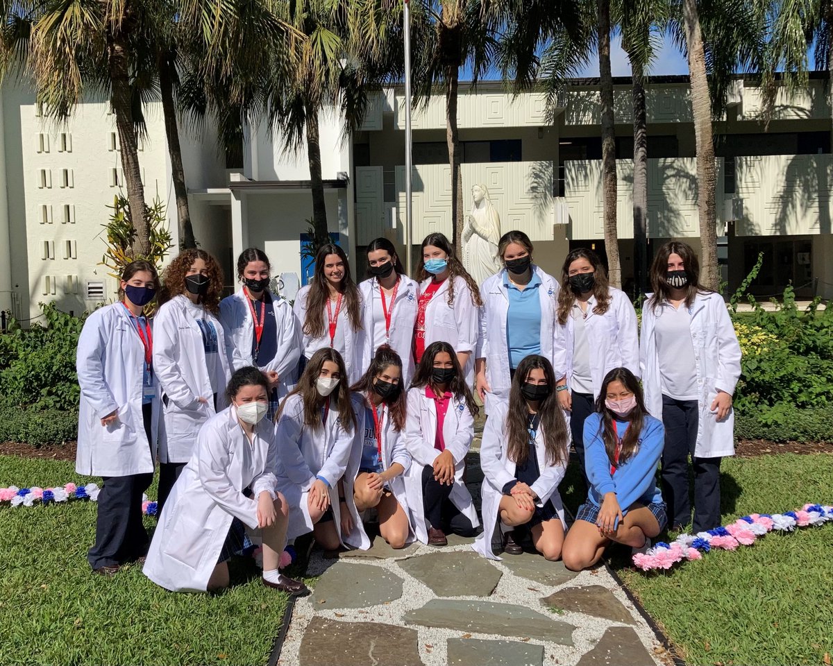 stemolla's tweet photo. Congratulations to the #FinalFour teams in the @Anatomage Tournament @LourdesBobcats #WomenInSTEM https://t.co/bOy6W0B8BM
