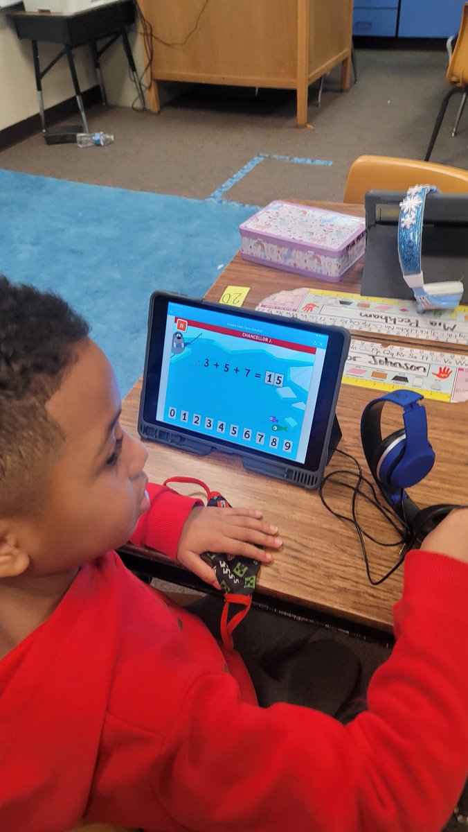 LBJelementary's tweet photo. Alignment is everything. Great work Ms. Bowers. Check out our student teacher too. @utpb  She is going places. @ImagineLearning Imagine Facts!  10 minutes a day everyday! https://t.co/wjsepGozW1