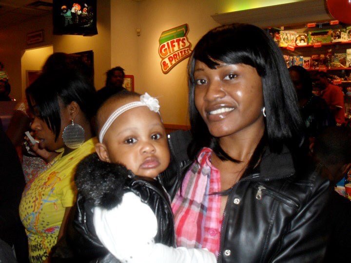 YauNot_YChello's tweet photo. MY CRY BABY AND HER AUNTIE TONYA AT HER FIRST BIRTHDAY PARTY #FEB2010 https://t.co/UtpR3E623w