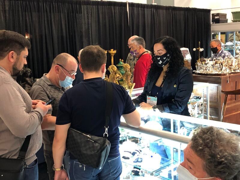 TheMiamiBeachCC's tweet photo. Welcome OMBAS @The Original Miami Beach Antique Show. Great turn out here. Lots of business being written and many very cool and old pieces of art.
Visit us at the MBCC. The show will be until Sunday.
#mbcc #event #art #ombas https://t.co/WuHMmxDNM2