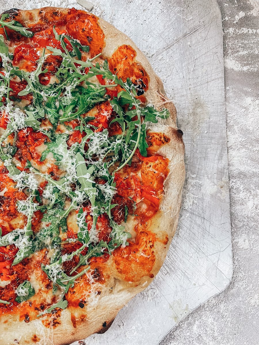 Pass the Pava-hotty 🍕 . But be warned, with spicy ‘Nduja and flakes of firey chilli, this pizza packs a punch. Water is on us 💦 don’t say we never treat you 🔥 . #wannapizzame #hotstuff #passthepavahotty