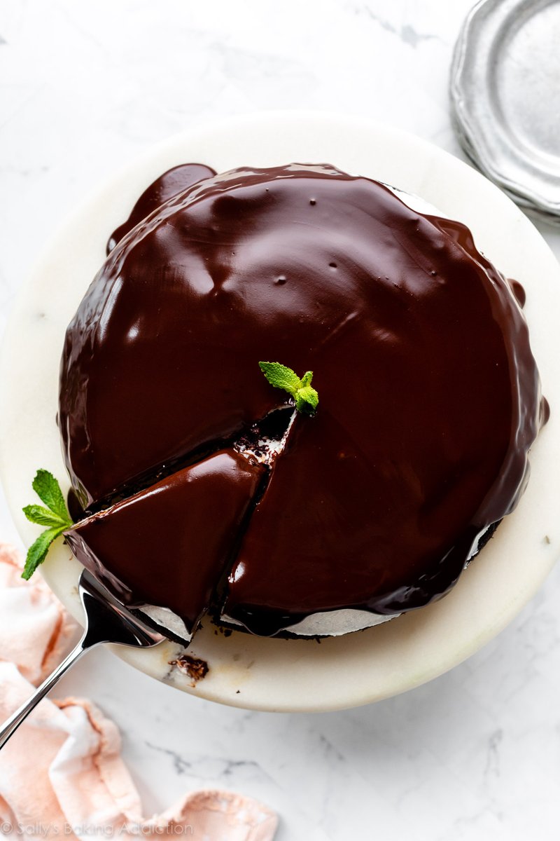 Mint Chocolate Cookie Cake dlvr.it/SHYyrL by @SallysBakeBlog
