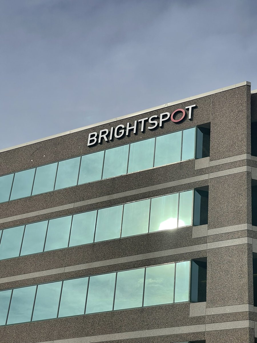 Arriving at the @TeamBrightspot offices in #Reston to meet one of my favorite entrepreneurs, David Gang (@gangeroo.) I’ll be having a fireside chat with him today about complex enterprise scenarios in #contentmanagement and #cx. Link soon! cc @marcymassura #cms #headless
