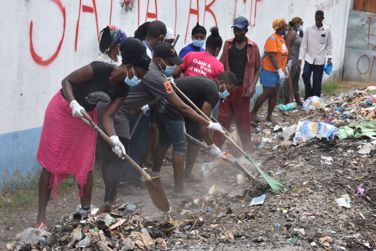 SustainaBizKe's tweet photo. Today, we led a clean up exercise in Tudor, Mombasa; as part of the #COASTProject and as we continue to create awareness on the importance of proper waste management. Our aim is to ensure a sustainable system that encourages public, private & community partnerships. https://t.co/4OERVNtvLk