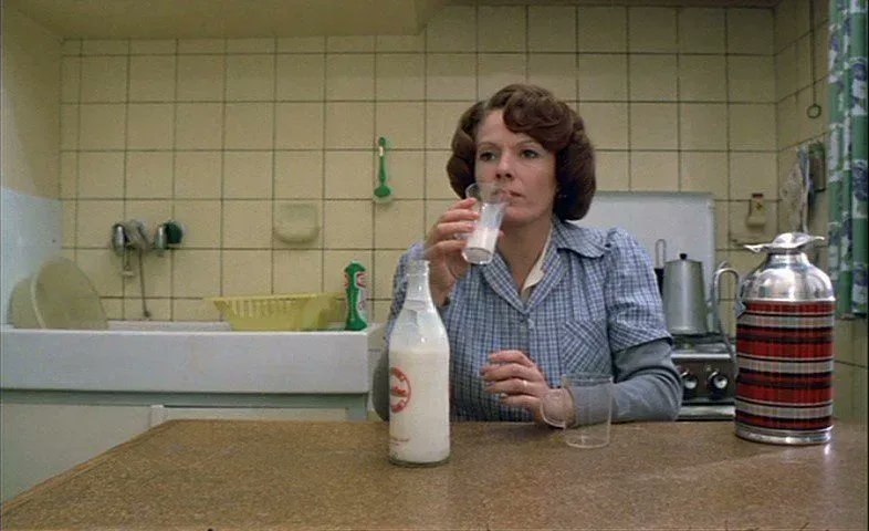 JEANNE DIELMAN, 23, QUAI DU COMMERCE, 1080 BRUXELLES (1975)

Cinematography by Babette Mangolte
Directed by Chantal Akerman