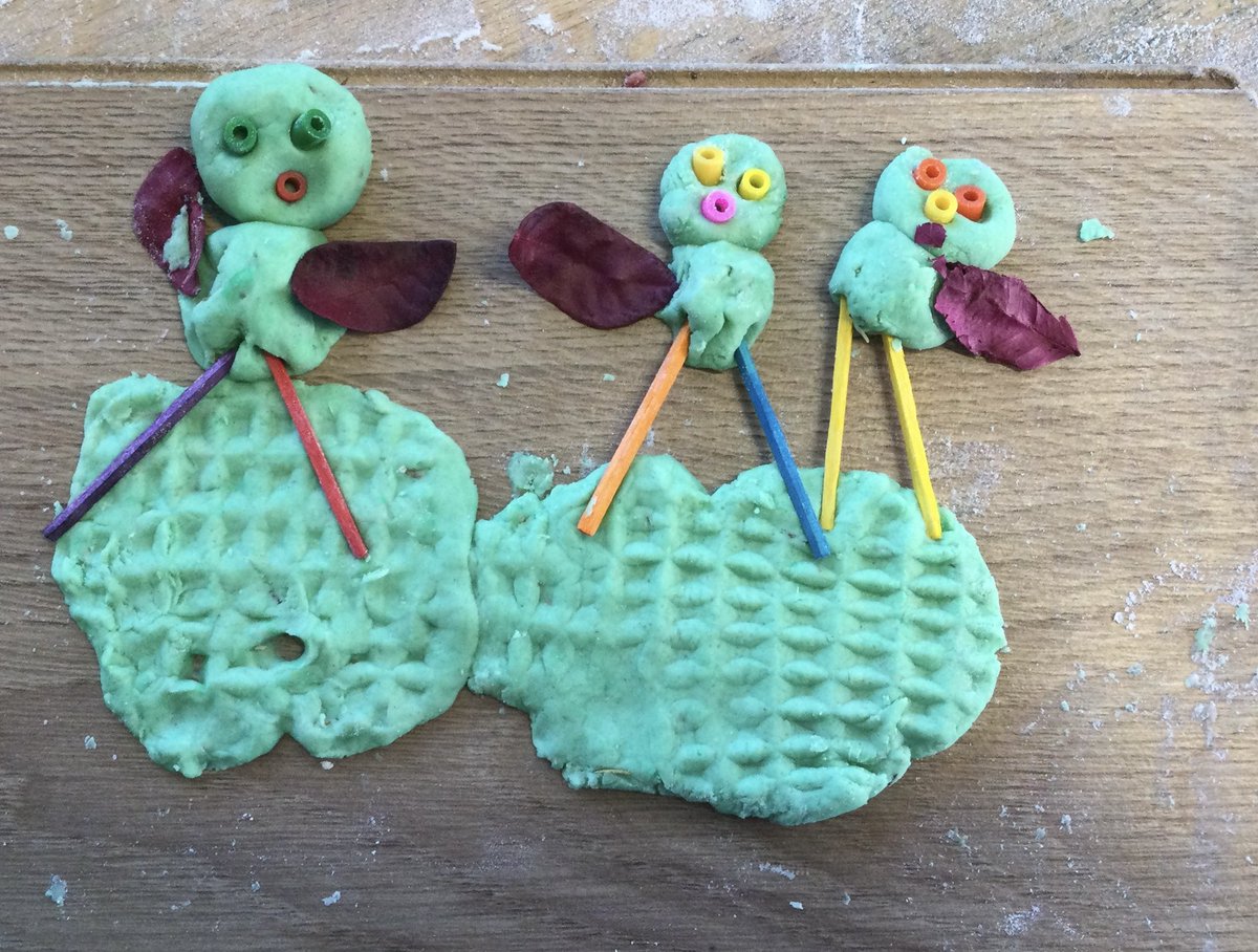 DonnaGreenx's tweet photo. It is always a pleasure joining children and practitioners @EasterCarmuirs ELC @NikkiKirkwood_x
I love how #SongoftheMoment naturally happens throughout the day through #Play & #Experiences Look at these amazing representations of the #ThreeCraws ππΆ π΄σ §σ ’σ ³σ £σ ΄σ Ώ https://t.co/jeLNkWhQ8b