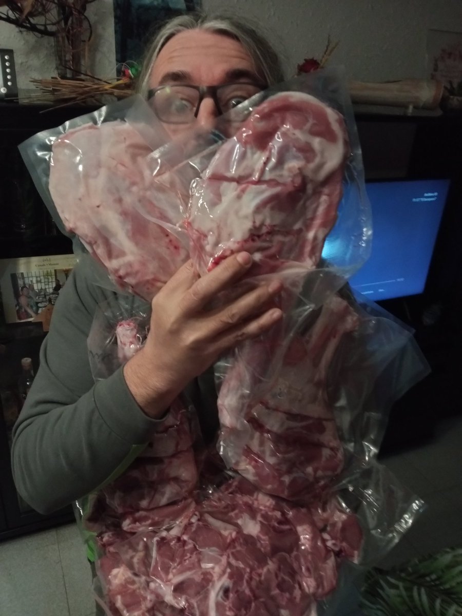 A ciutat també talaiem, que no vingui cap guilla a haver-nos els xais. 
Gràcies Toti <a href="/xaiecologic/">Toti</a> i Maria <a href="/canblanchVdeTer/">Maria Blanch</a>. Gaudirem el vostre saber fer