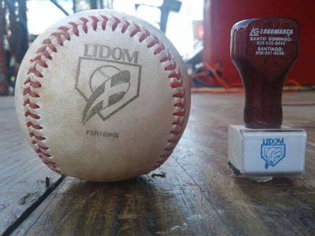 helenamaravilla's tweet photo. Todavía nos faltan tres #SeriesFinales de donde saldrán los equipos que irán a la #SerieDelCaribe2022 En #SantoDomingo #RepublicaDominicana: @Gigantes_Cibao @EOBASEBALLCLUB de @LIDOMRD;
@caribesanz @Magallanes_bbc de @LVBP_Oficial y
@charrosbeisbol @clubtomateros de @Liga_Arco https://t.co/fC3mDXJqOp