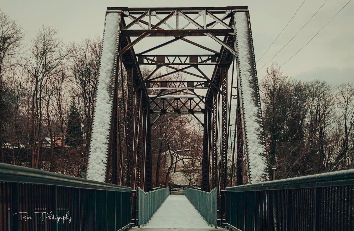 VisitClarksvilleTN (@clarksville_cvb) on Twitter photo "There’s just something beautiful about walking on snow that nobody else has walked on. It makes you believe you’re special."
~ Carol Rifka Brunt
📷 <a href="/BoriPhotography/">BoriPhotography80 🇵🇷</a>
#snow #WINTER #urbantrail #uplandtrail #clarksvilletn #visitclarksvilletn #bridge "There’s just something beautiful about walking on snow that nobody else has walked on. It makes you believe you’re special."
~ Carol Rifka Brunt
📷 <a href="/BoriPhotography/">BoriPhotography80 🇵🇷</a>
#snow #WINTER #urbantrail #uplandtrail #clarksvilletn #visitclarksvilletn #bridge