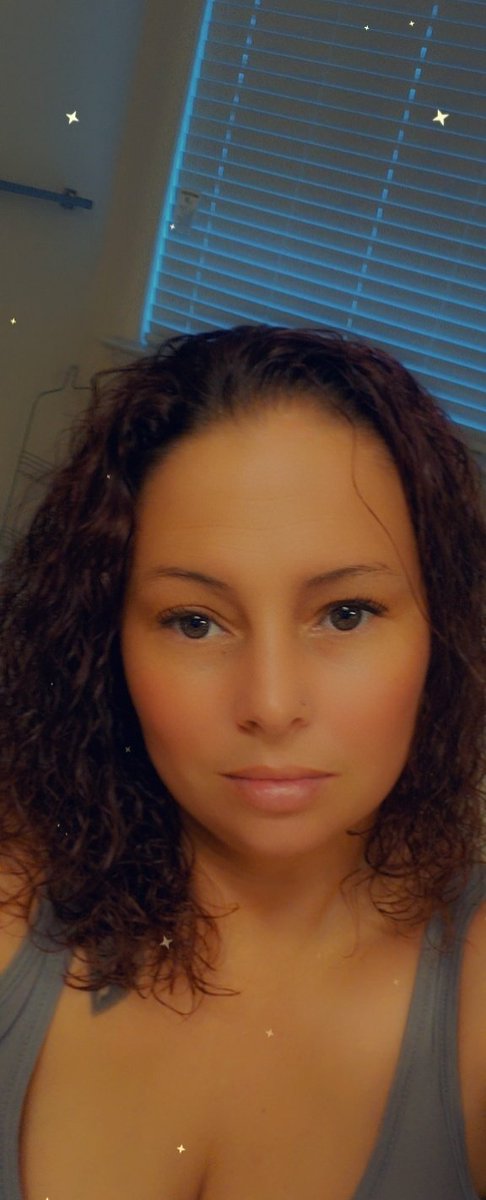 zmhammonds's tweet photo. Freaky wet friday!!Friday!!!
https://t.co/YE9nX0WIYZ
Who's cuming to play tonight? https://t.co/s9ye8I22Le