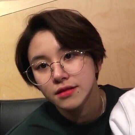 parampear's tweet photo. แชยองจองกุก https://t.co/bejalja5SX