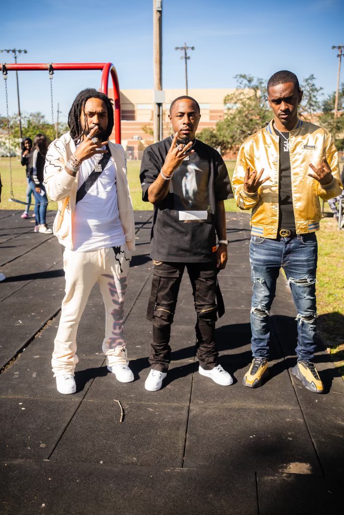 RealElKidd_'s tweet photo. βBLITZβ video out now! #BIG448 https://t.co/CN3fxjJizv https://t.co/NdNi8XY4Vl
