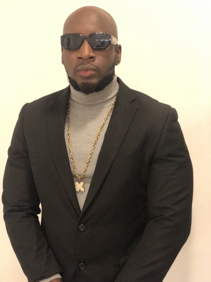 937RhythmFm's tweet photo. Da Magical
@djknightNG is on the #KnightPartyClubMix #ClubOnLiveRadio #DanceParty #FreakyFunFriday #Freakyfriday now all the way till 6am, send in your song requests guys🕺🏽💃💯 https://t.co/1imx5BqtLR